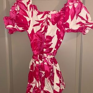 Vestique Boutique - tropical romper - size M